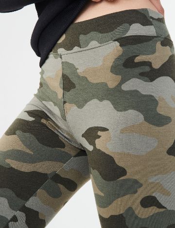 Colanti River Island, army