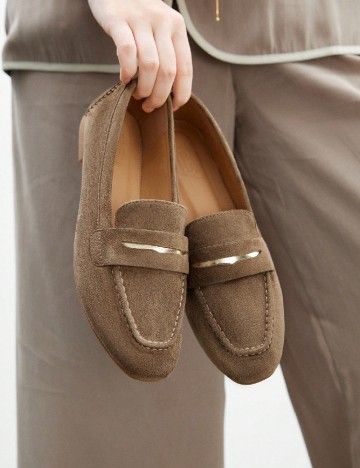 Mocasini SHEIN, maro