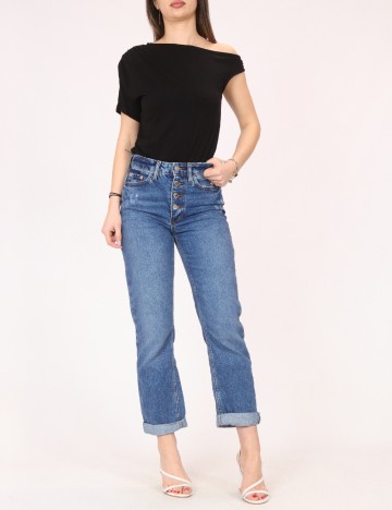 Body River Island, negru