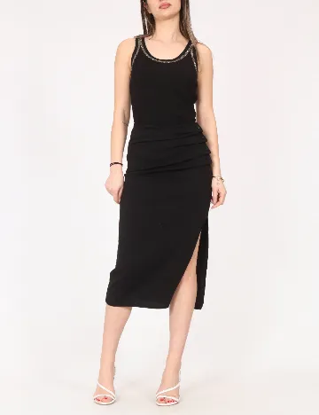 Fusta River Island, negru