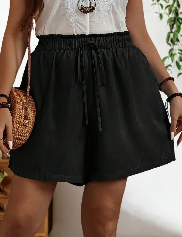 Pantaloni scurti SHEIN CURVE, negru