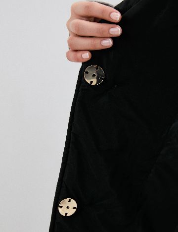 Vesta River Island, negru