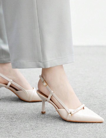 Pantofi Cuccoo, crem