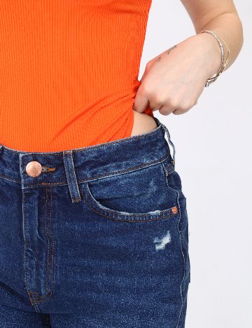 Body River Island, portocaliu