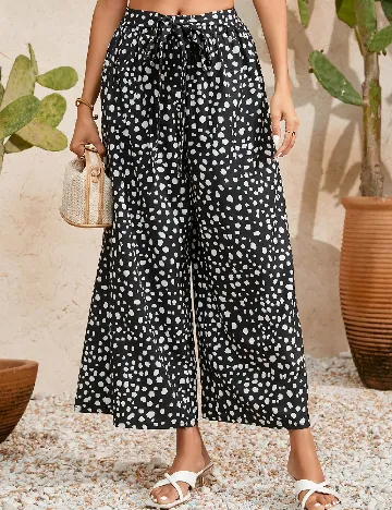 Pantaloni SHEIN, negru