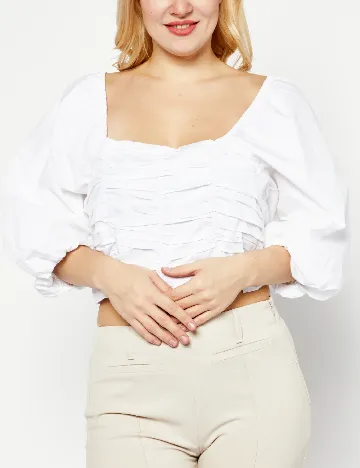 Top River Island, alb