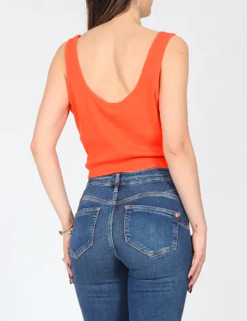 Top River Island, portocaliu