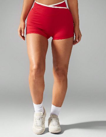 Pantaloni scurti Missguided, rosu