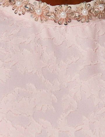 Rochie medie Aveloria, roz