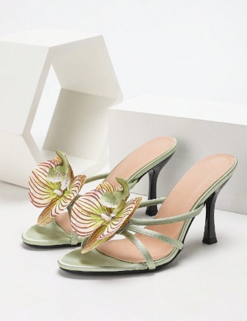 Saboti Cuccoo, verde