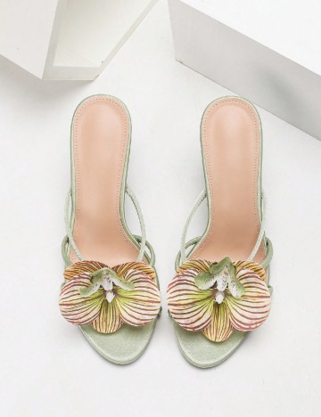 Saboti Cuccoo, verde