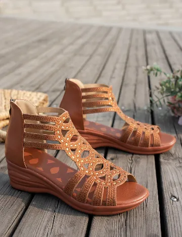 Sandale SHEIN, maro