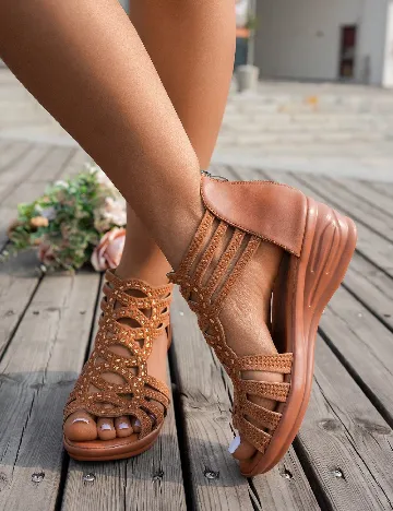 Sandale SHEIN, maro
