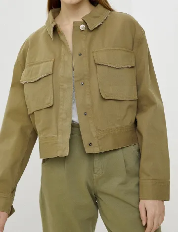 Jacheta River Island, kaki