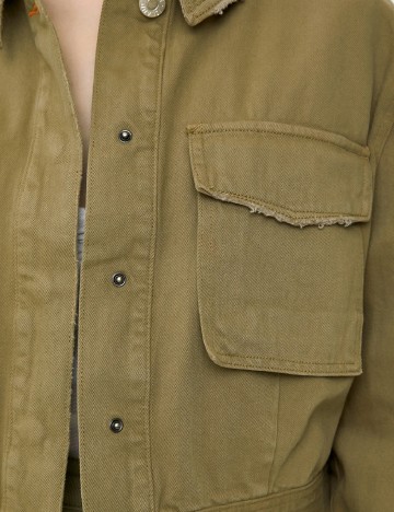 Jacheta River Island, kaki