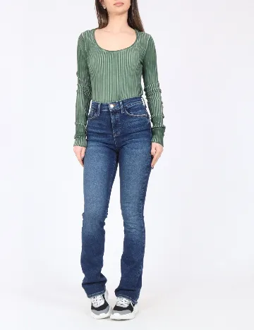 Body River Island, verde