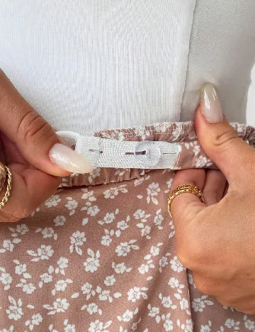 Fusta SHEIN Maternity, roz pudra