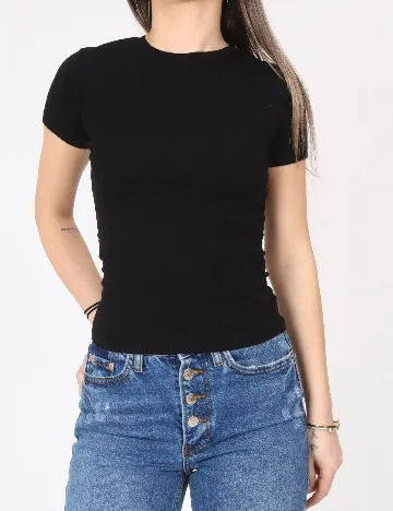 Top Bershka, negru