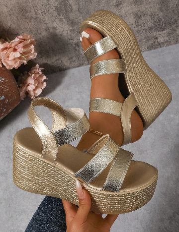 Sandale SHEIN, auriu