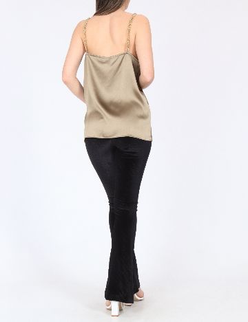 Maiou River Island, verde