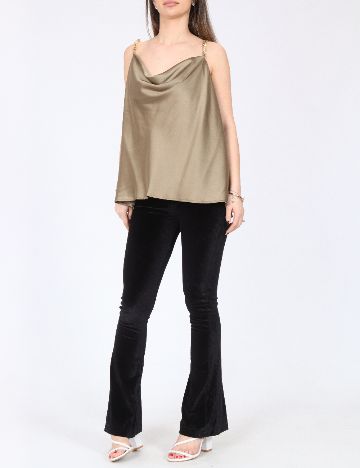 Maiou River Island, verde