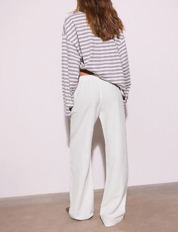 Pantaloni Stradivarius Teen, alb