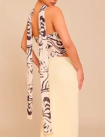 Top PrettyLittleThing, crem