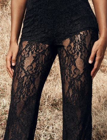 Pantaloni SHEIN, negru