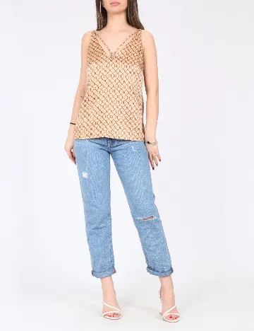 Maiou River Island, maro deschis