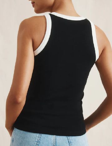 Maiou Albaray, negru