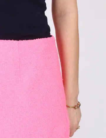 Fusta River Island, roz