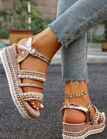 Sandale SHEIN, auriu