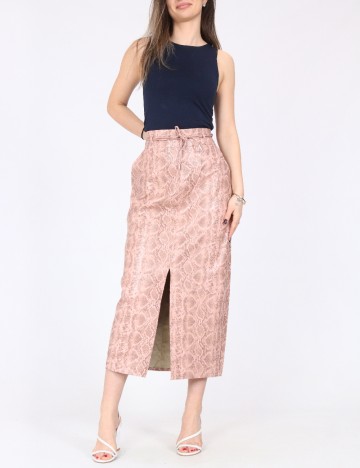 Fusta River Island, roz