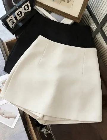 Fusta pantalon SHEIN, ecru