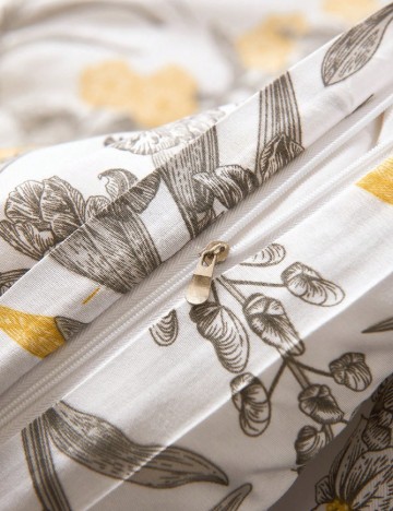 Set lenjerie SHEIN, mix culori