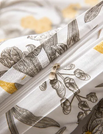 Set lenjerie SHEIN, mix culori