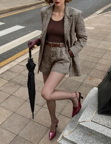 Compleu SHEIN, maro/alb