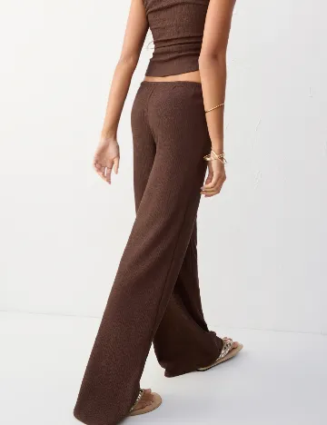 Pantaloni Pull&Bear, maro