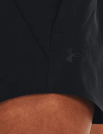 Pantaloni scurti Under Armour, negru