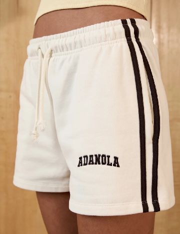 Pantaloni scurti Adanola, crem