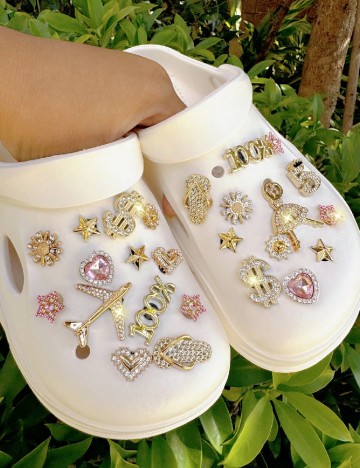 Set charmuri pentru saboti SHEIN, mix culori