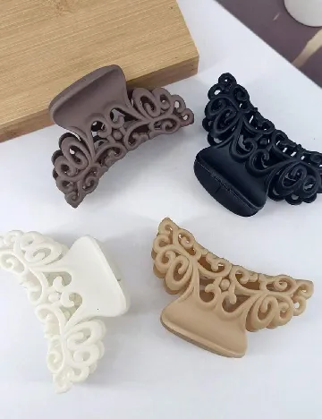 Set clame de par 4 bucati SHEIN, mix culori