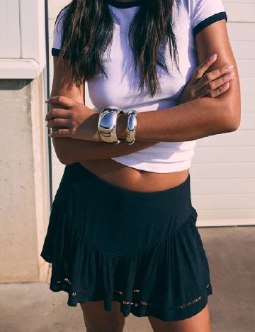 Fusta Bershka, negru