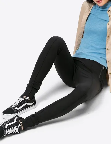 Pantaloni River Island, negru