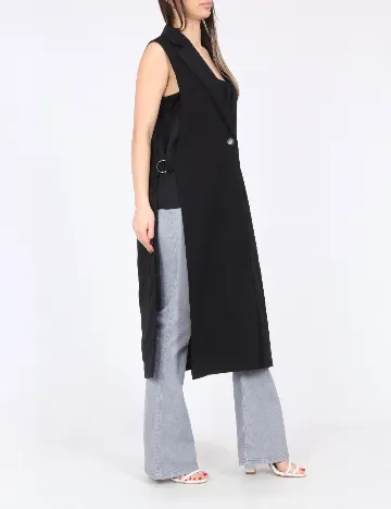 Vesta River Island, negru