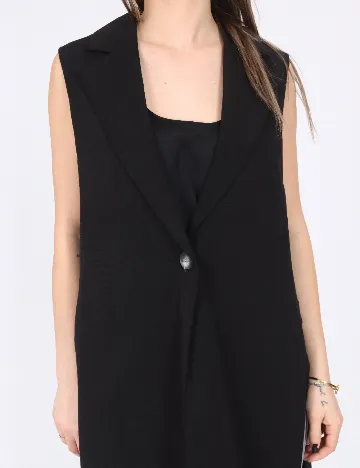 Vesta River Island, negru