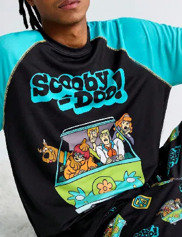 Pijama SHEIN, mix culori