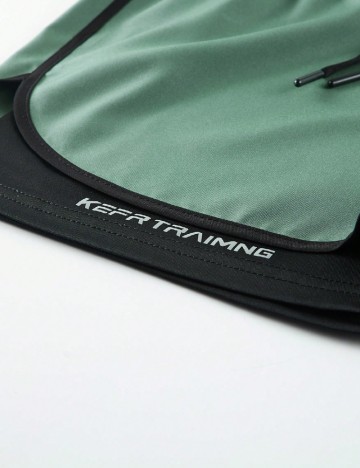 Pantaloni scurti SHEIN, verde