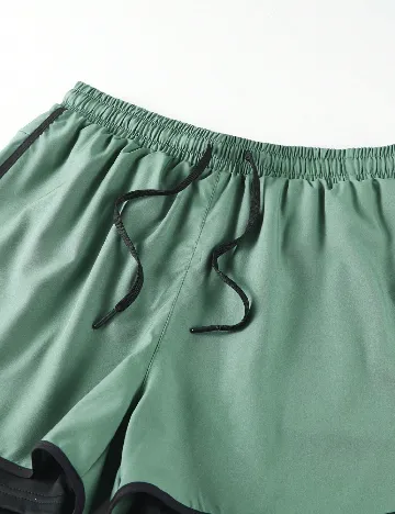 Pantaloni scurti SHEIN, verde