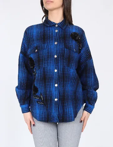 Jacheta River Island, albastru